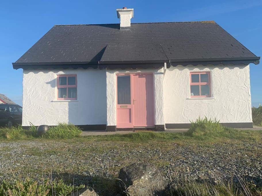 Pink Cottage Ballyconneely Luaran gambar