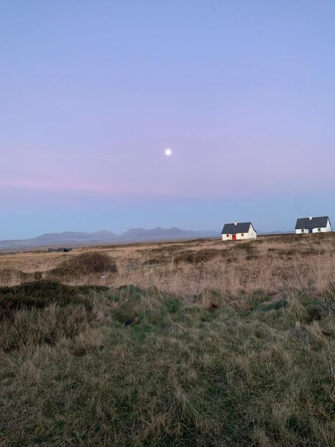 Pink Cottage Ballyconneely Luaran gambar